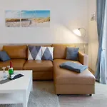 Opashus Apartment