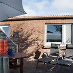 Opashus Apartment *